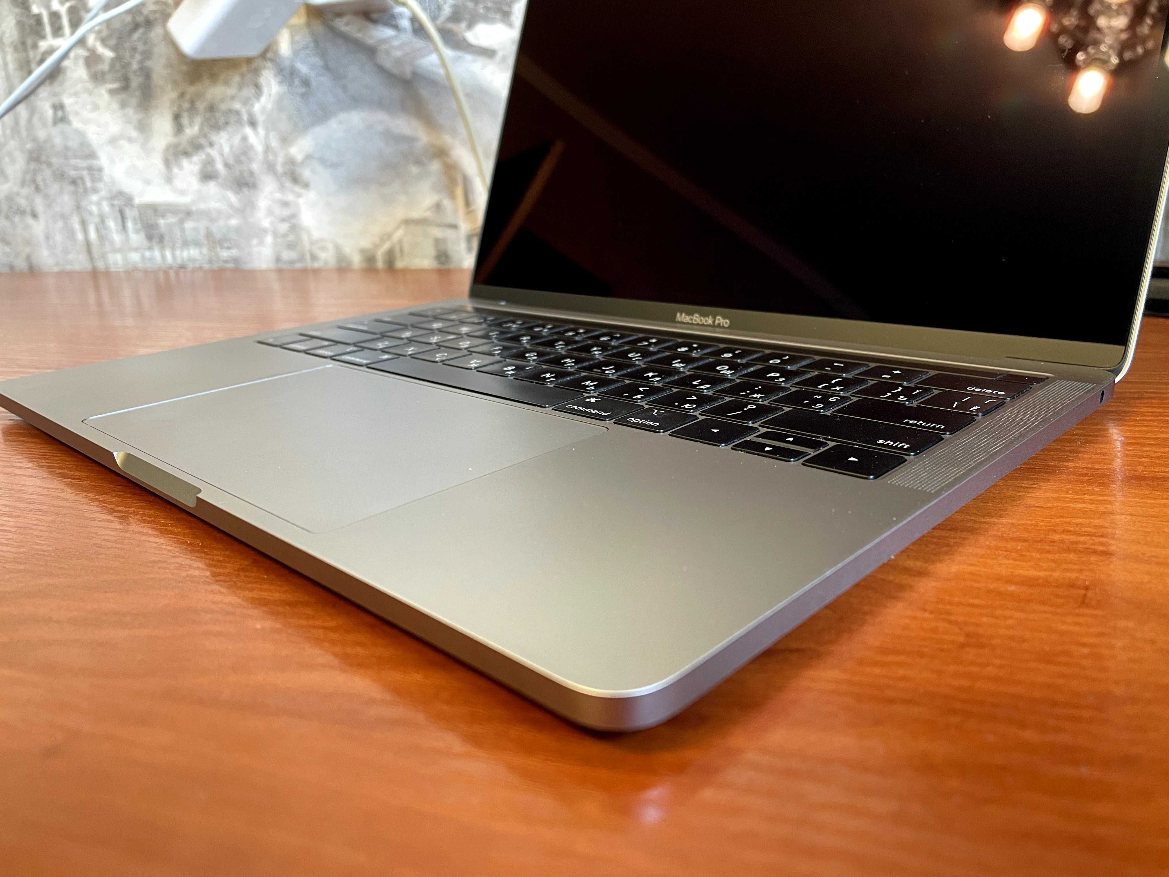 Ноутбук Apple MacBook Pro 13'' Space Gray 2019 8/128GB (MUHN2)TouchBar