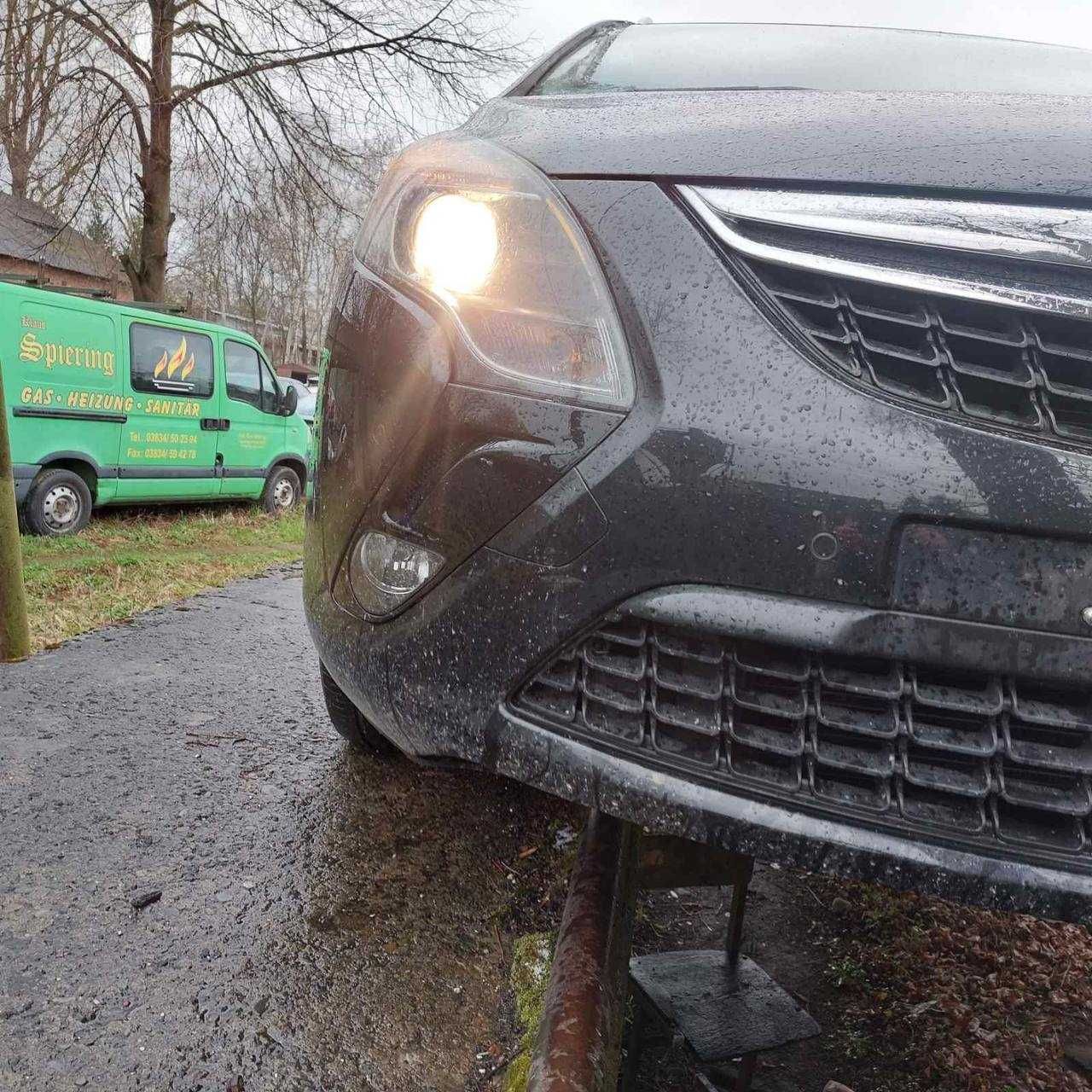 Запчастини до Opel (2014): Zafira та інших
