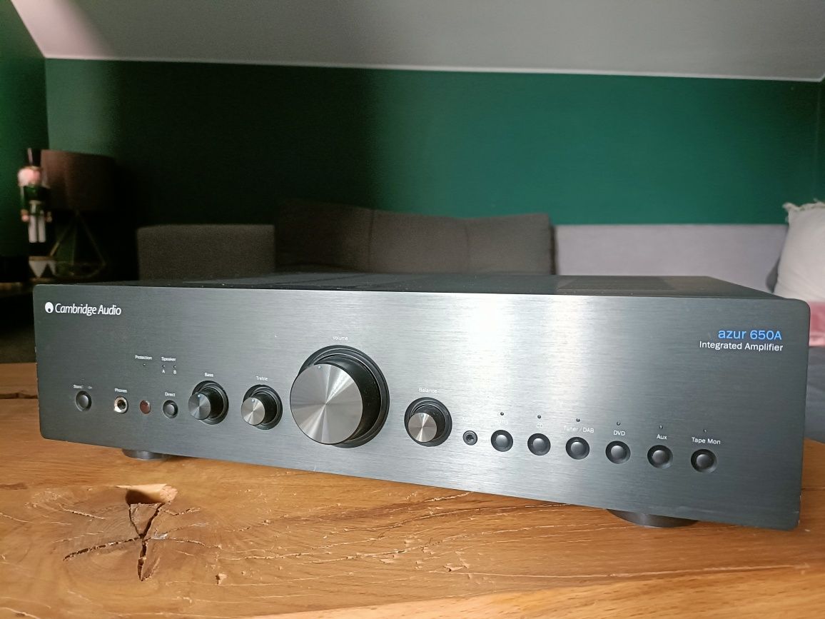 Cambridge Audio Azur 650A