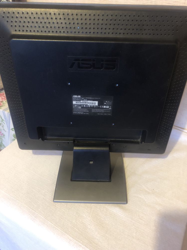 Монитор ASUS