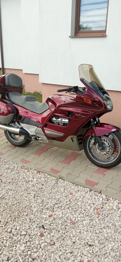 Motocykl Honda st 1100