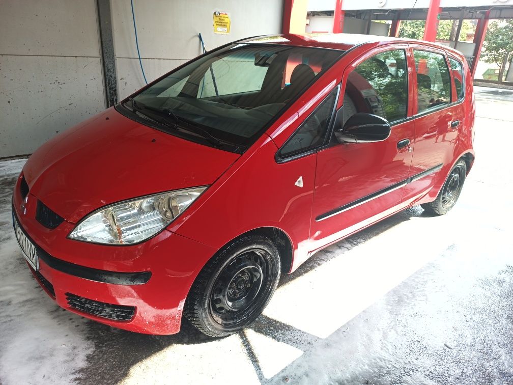 Mitsubishi Colt 1.1 pierwszy właściciel stan bardzo dobry.