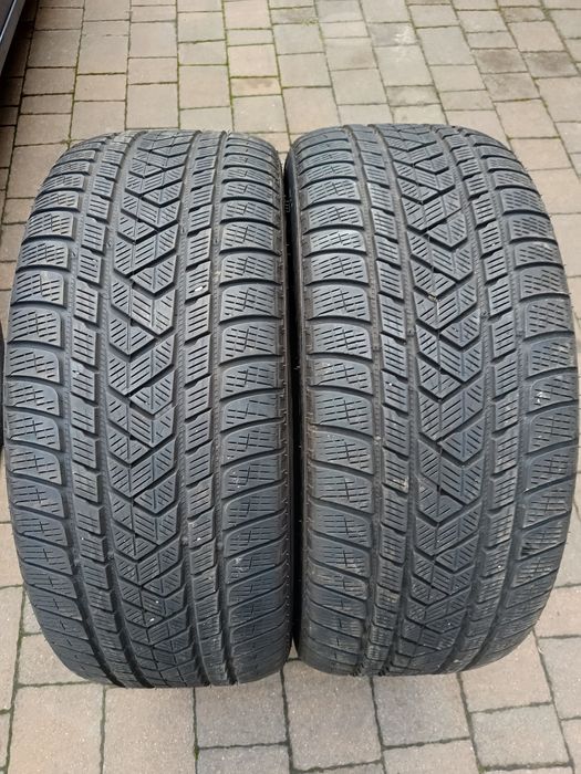 Opony zimowe 275/45R21 Pirelli Scorpion