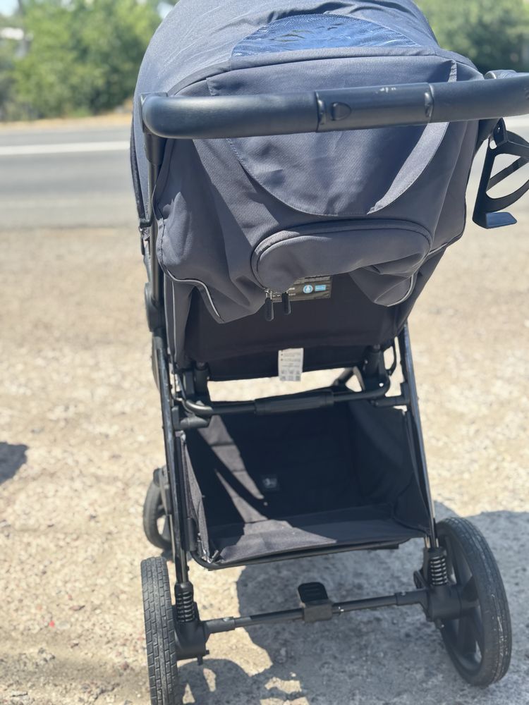 Продам коляску Carrello Bravo