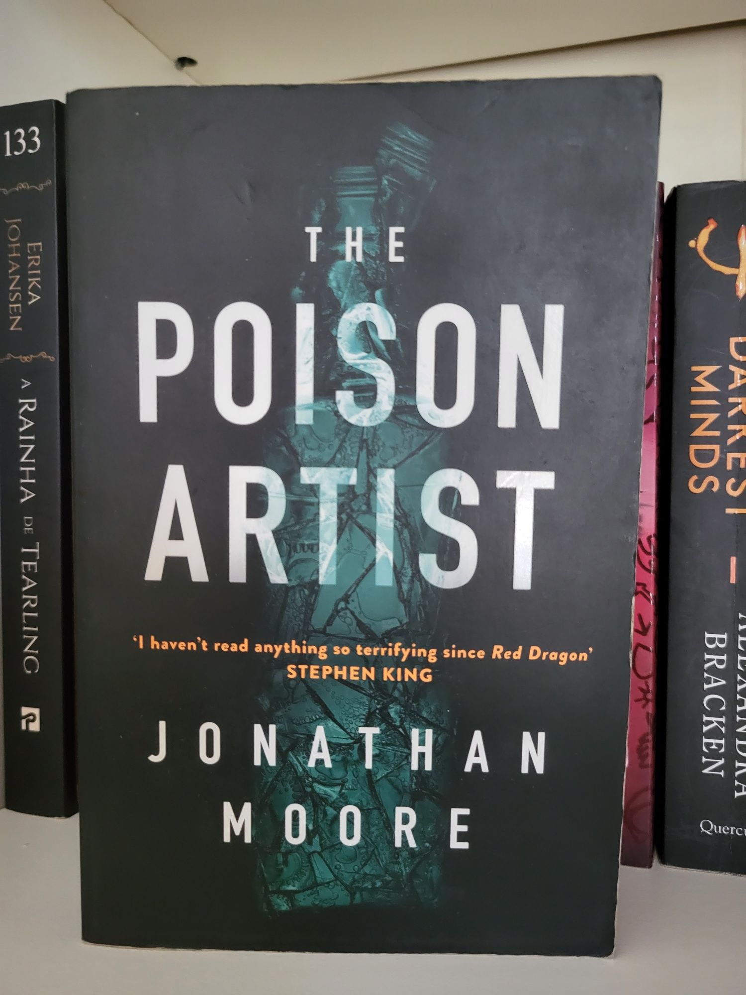 Livro The Poison Artist de Jonathan Moore