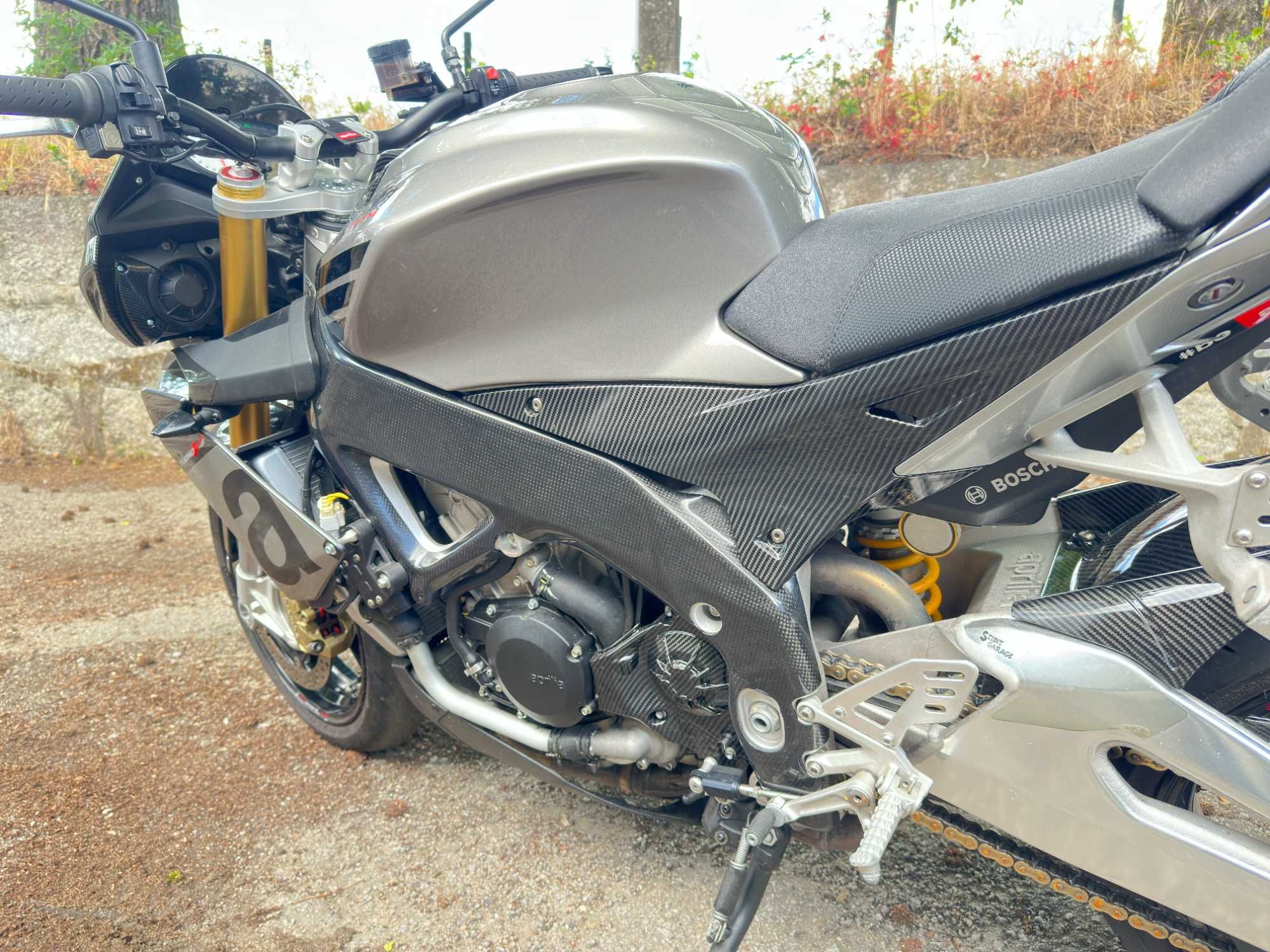 Aprilia Tuono V4 1100 RR 2016