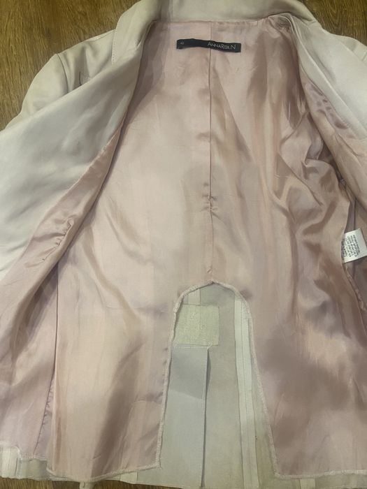 Жакет із натуральної шкіри наппа пудрового кольору