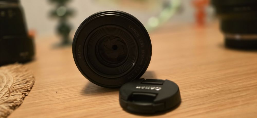 Canon RF 50mm 1.8
