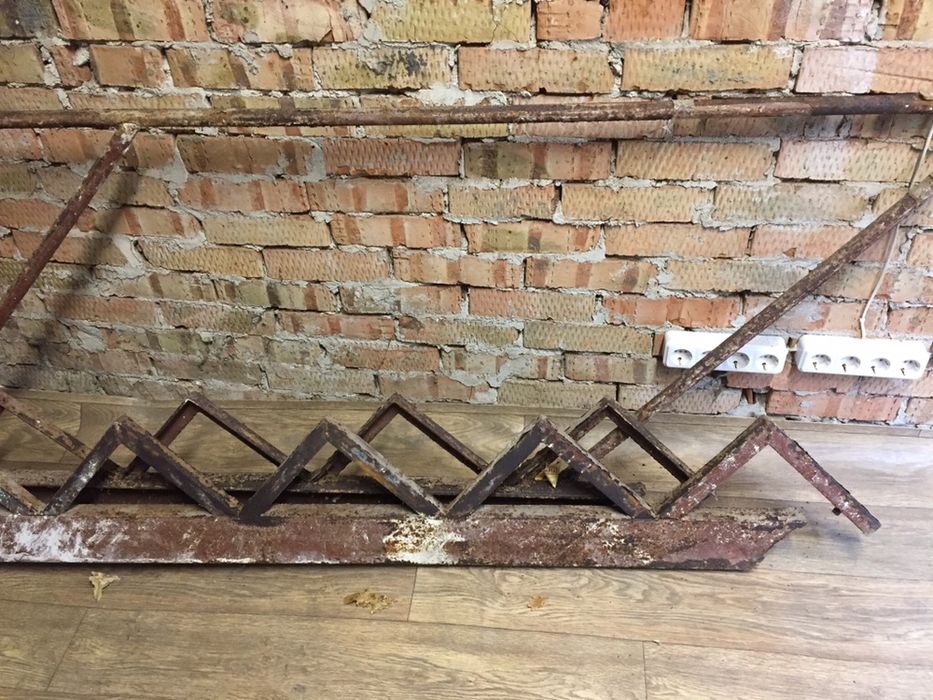 Металеві сходи заготовки