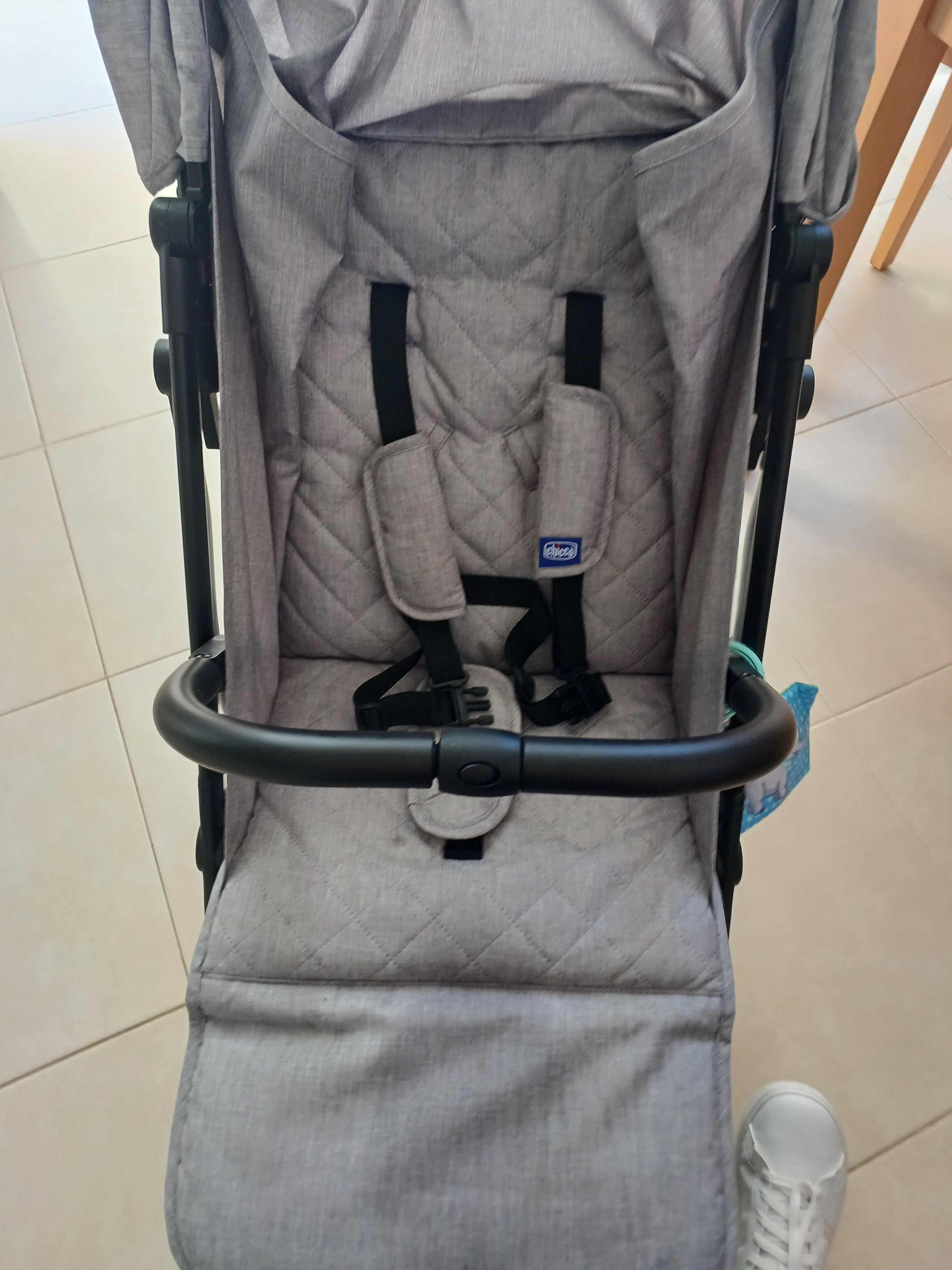 Carrinho chicco trolley  novo