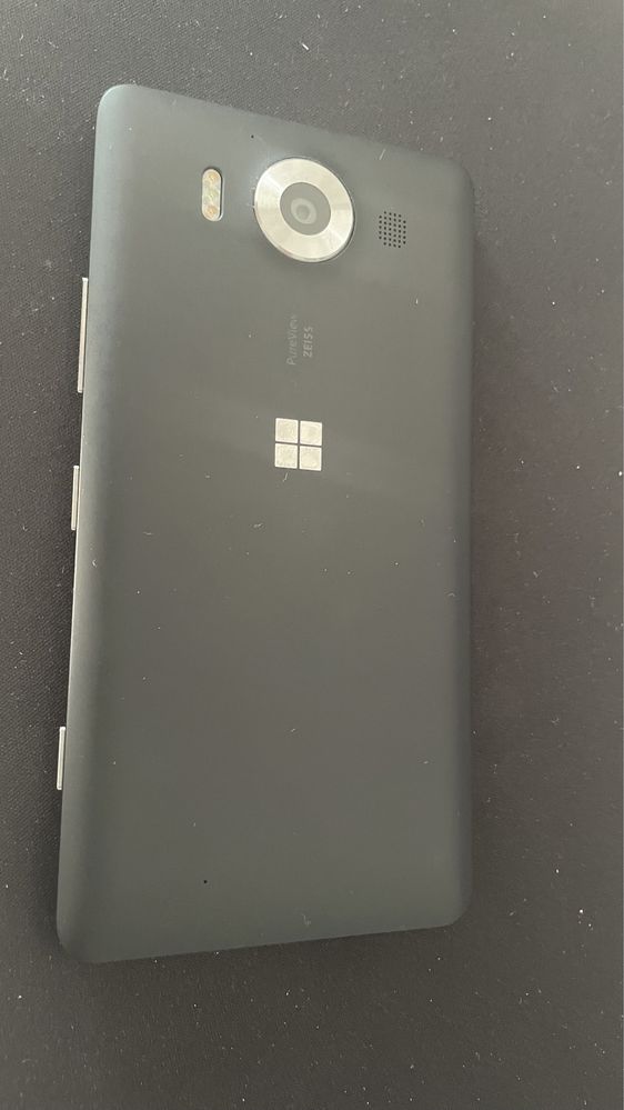 Microsoft Lumia 950