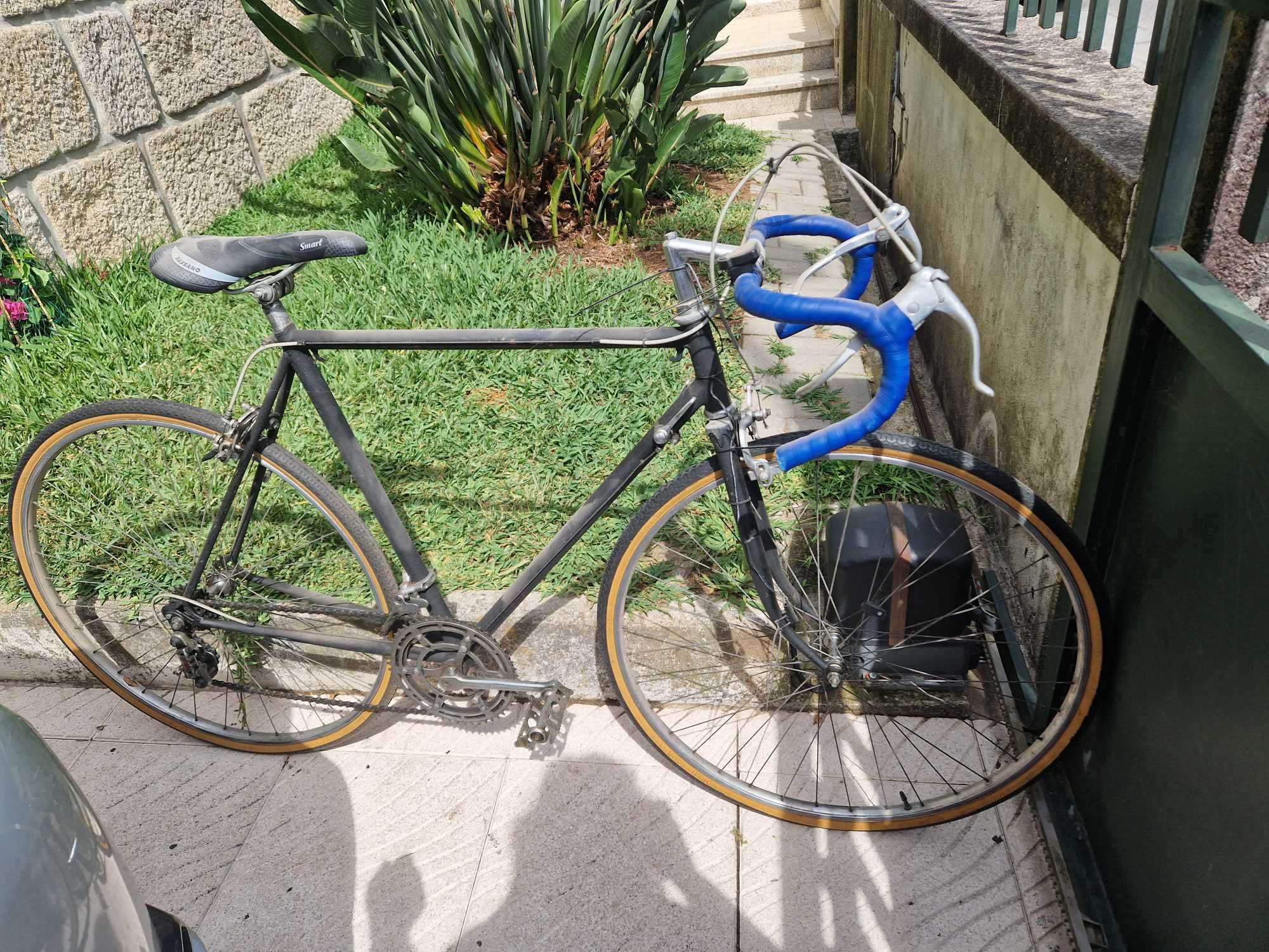 Bicicleta de estrada - Esmaltina em óptimo estado