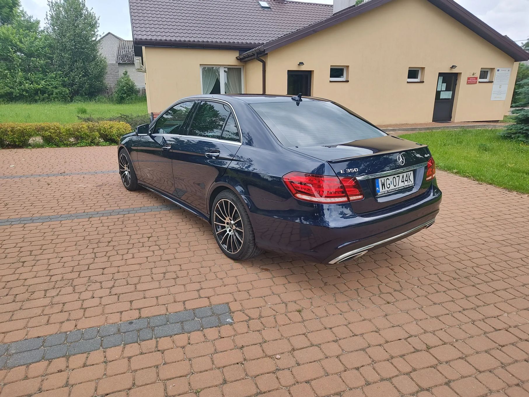 Mercedes-Benz Klasa E Mercedes-Benz E350 4Matic