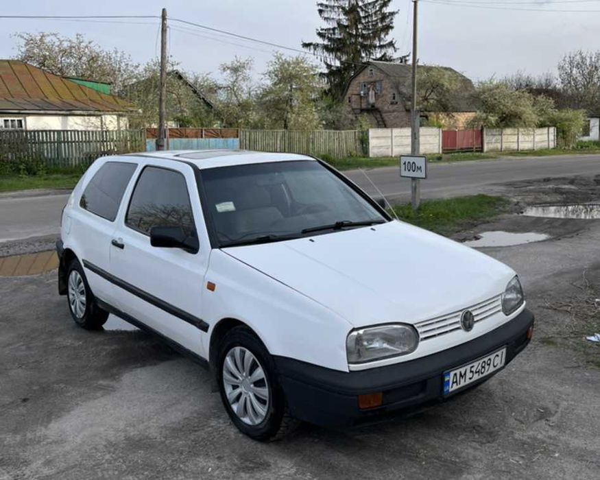 Volkswagen Golf 3 coupe 1.8 газ/бензин