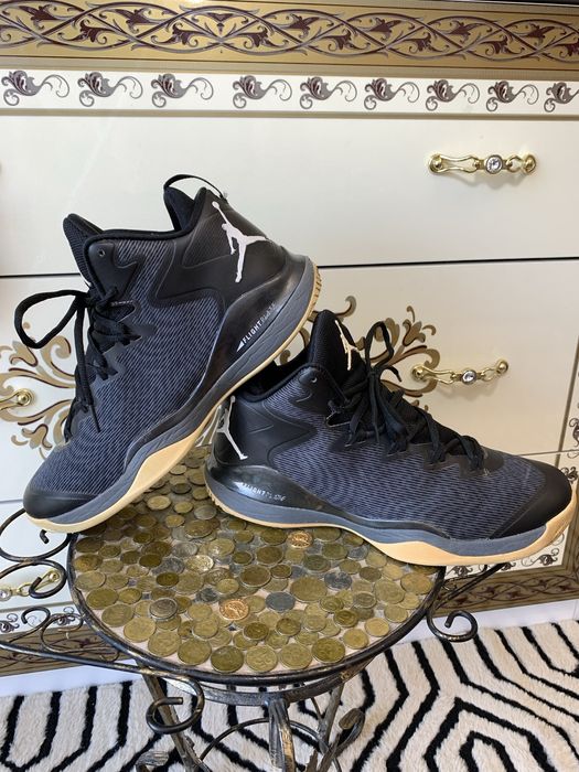 Черные высокие кеды кроссы кроссовки nike air jordan super fly 44