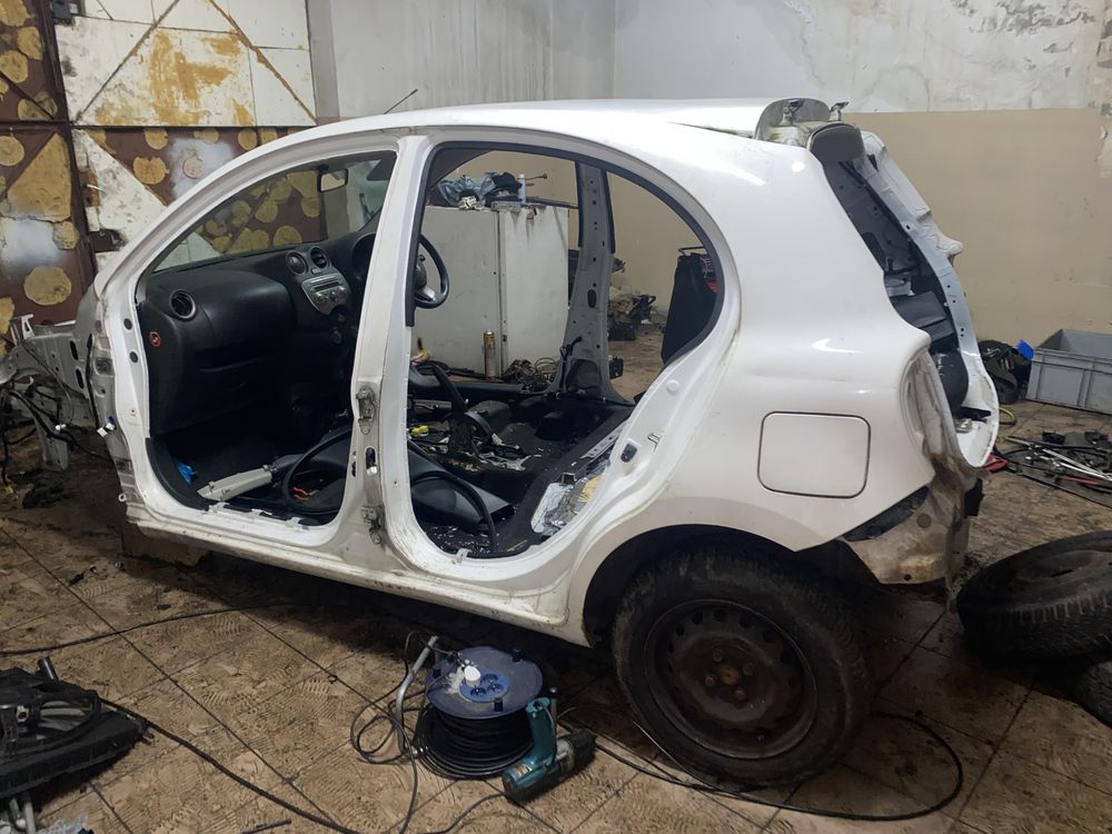 Nissan Micra K13 10-17 Nadkole Ćwiartka Słupek Dach Wanna Poszycie