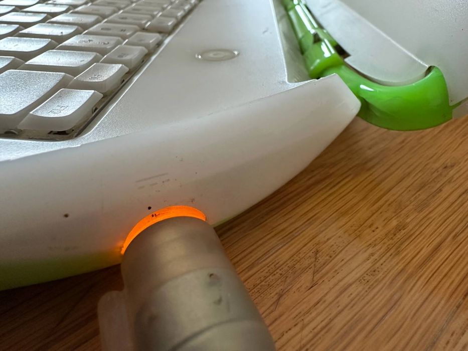 Ibook G3 lime рідкісний ноутбук