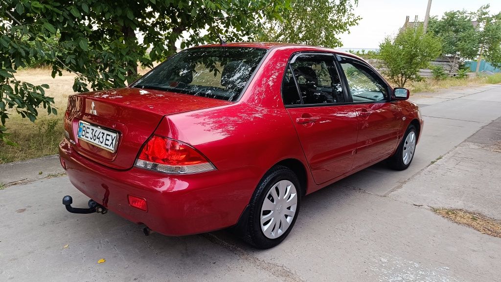 Mitsubishi Lancer.
