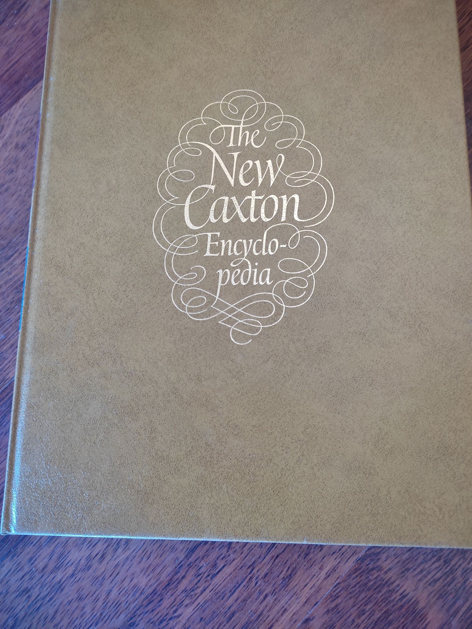 Enciclopédia " the new  caxton "