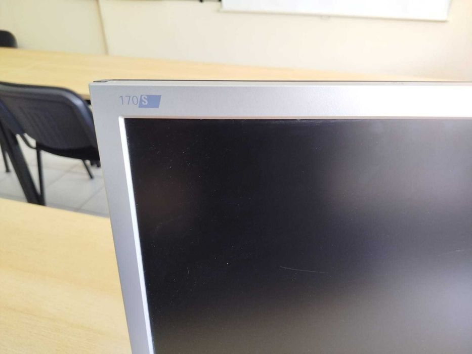 Monitor Philips 170S - Usado - EM BOM ESTADO