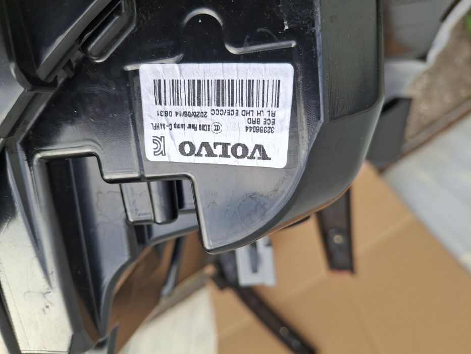 Lampy lampa prawa lewa tylna volvo xc90 II lift