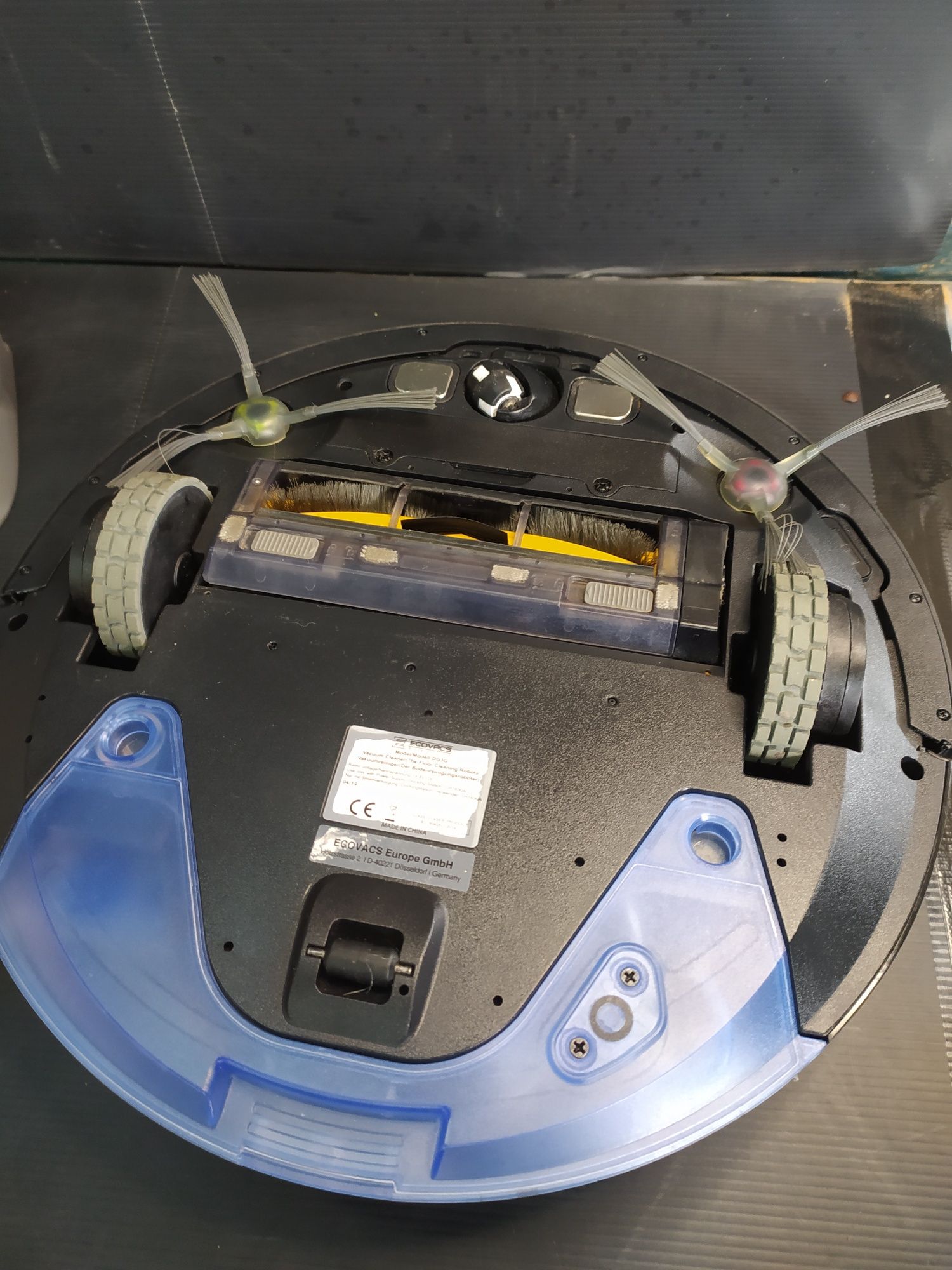 Deebot  Ecovacs OZMO930 odkurzacz automatyczny