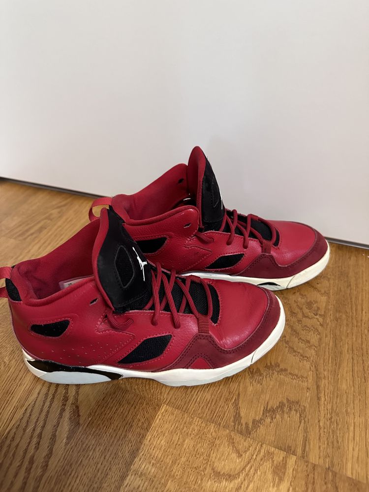 Sprzedam buty - Jordany