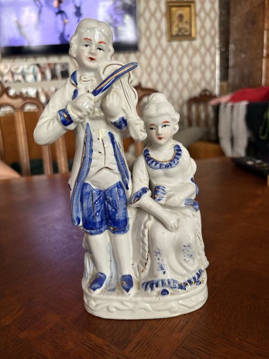 Porcelanowa figurka