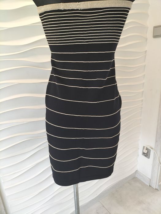 sukienka tuba,bandażowa tally Weijl 40 czarno złota, rozciągliwa