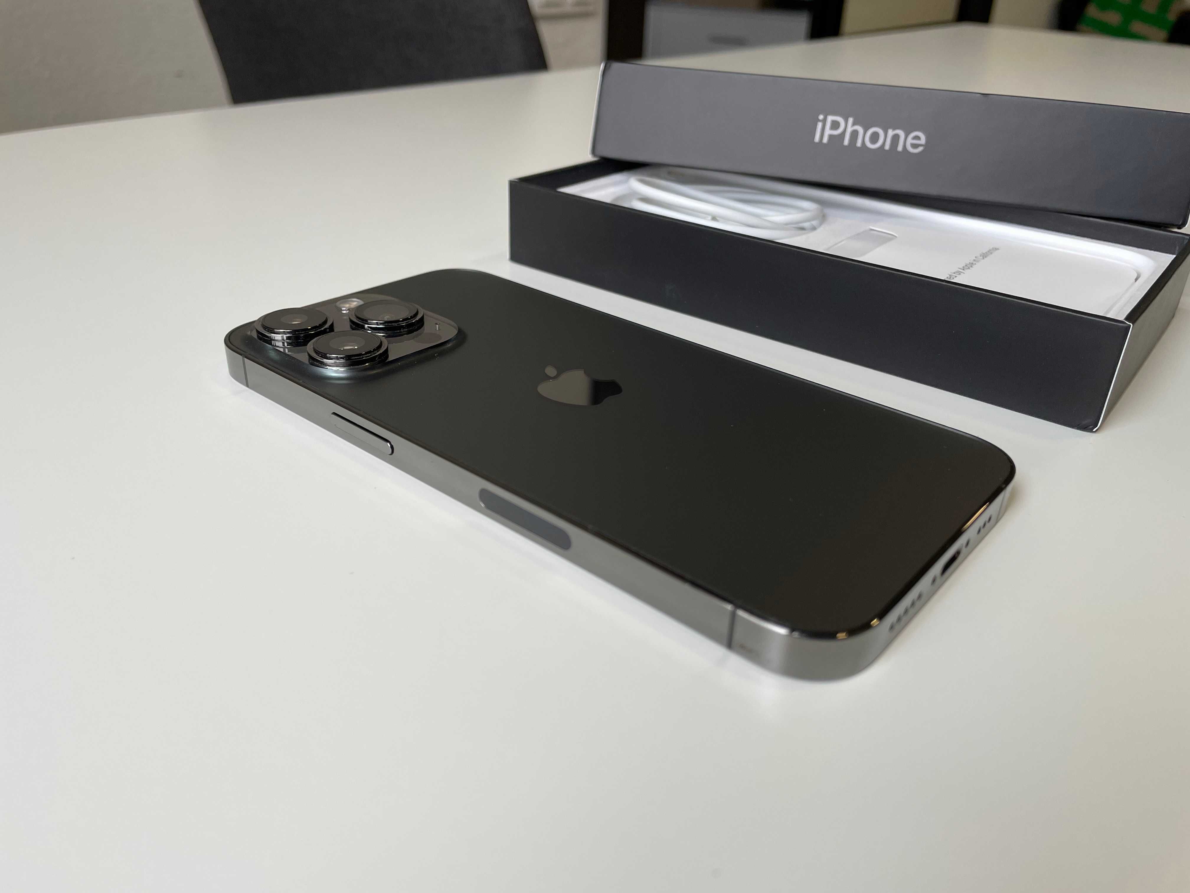 iPhone 13 pro Graphite 128 Gb Ідеальний екран, завжди в захисному склі