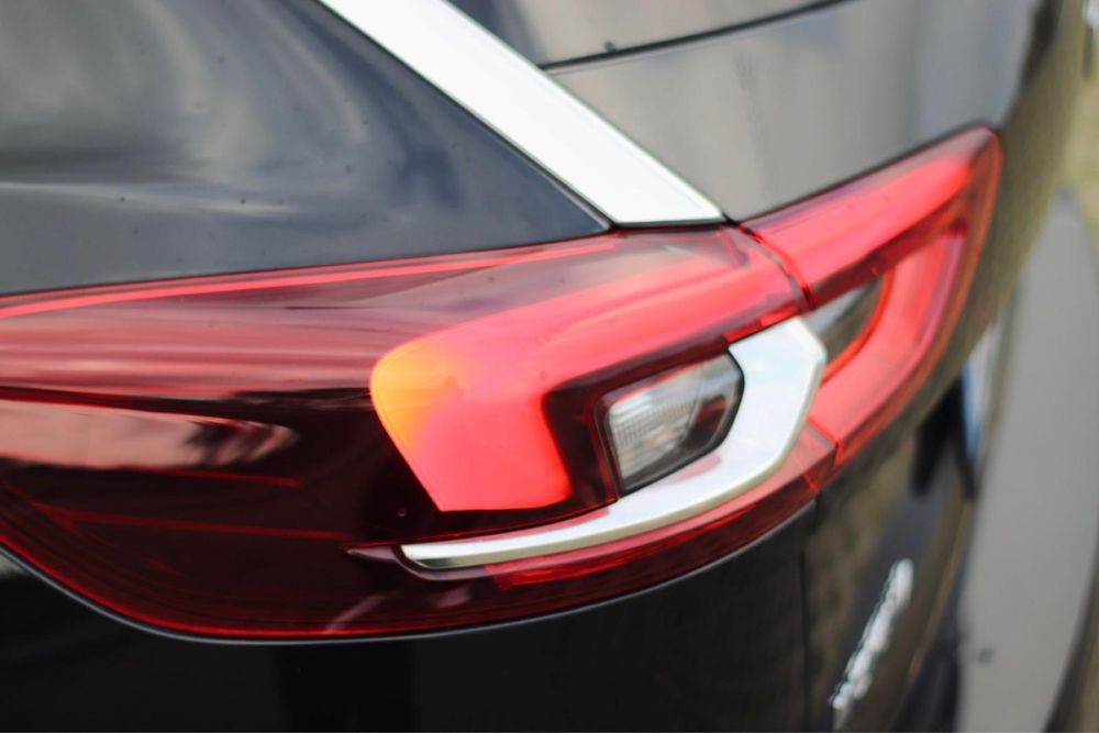 Opel insignia 1.6