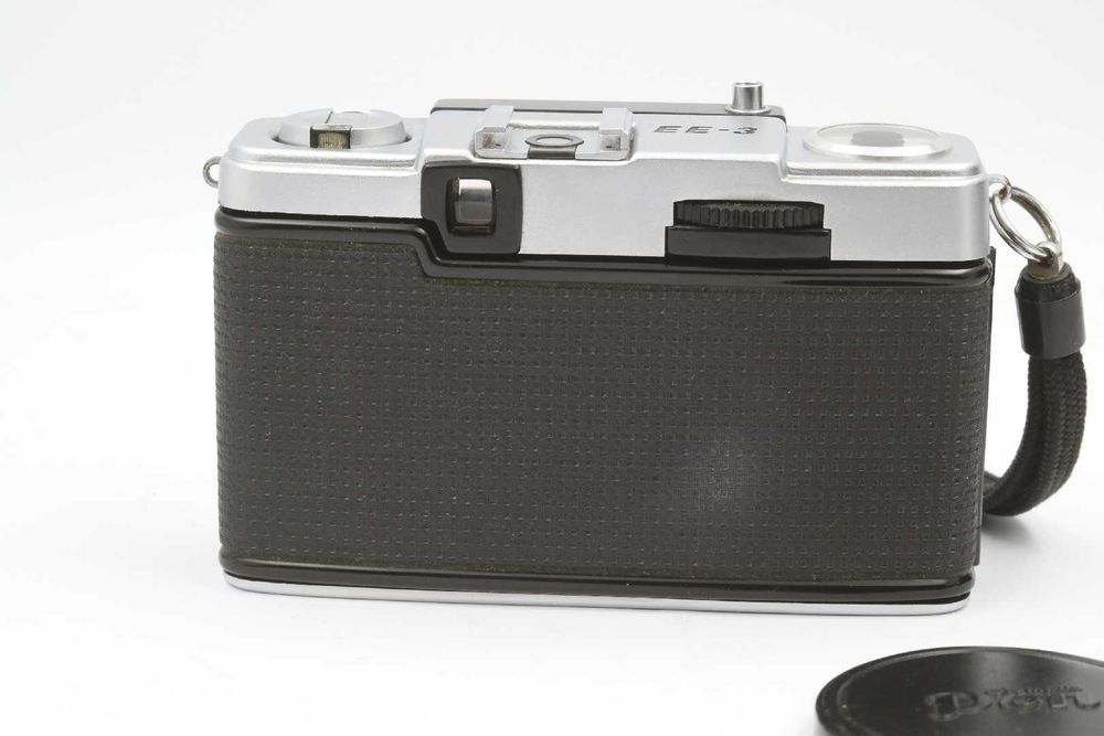 Olympus PEN EE-3 Zuiko 28mm f3.5