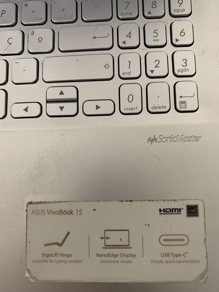 Asus VivoBook 15