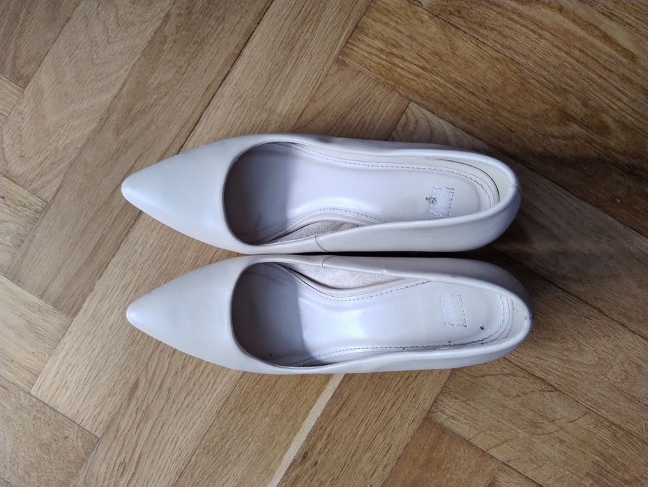 Buty na obcasie 37
