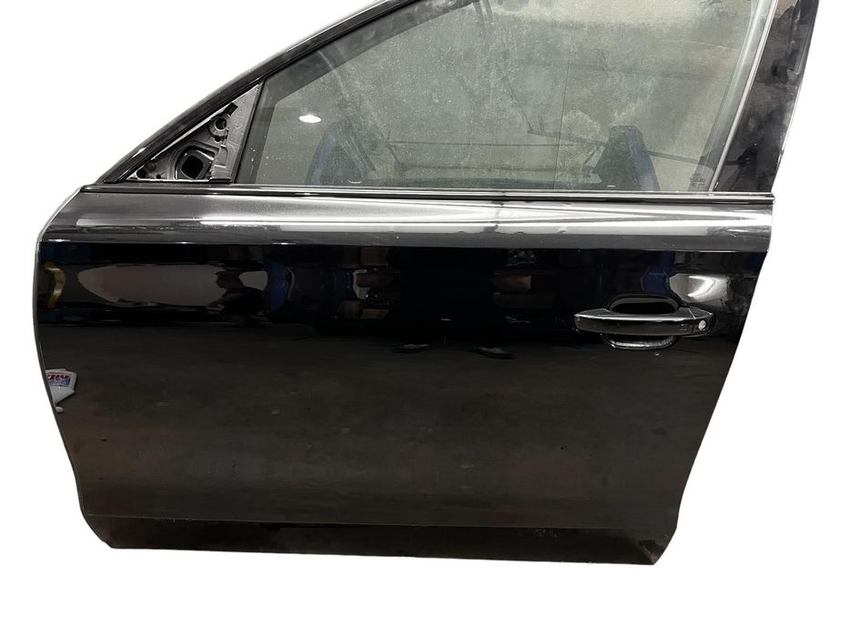 Audi A8 S8 D4 drzwi LY9T