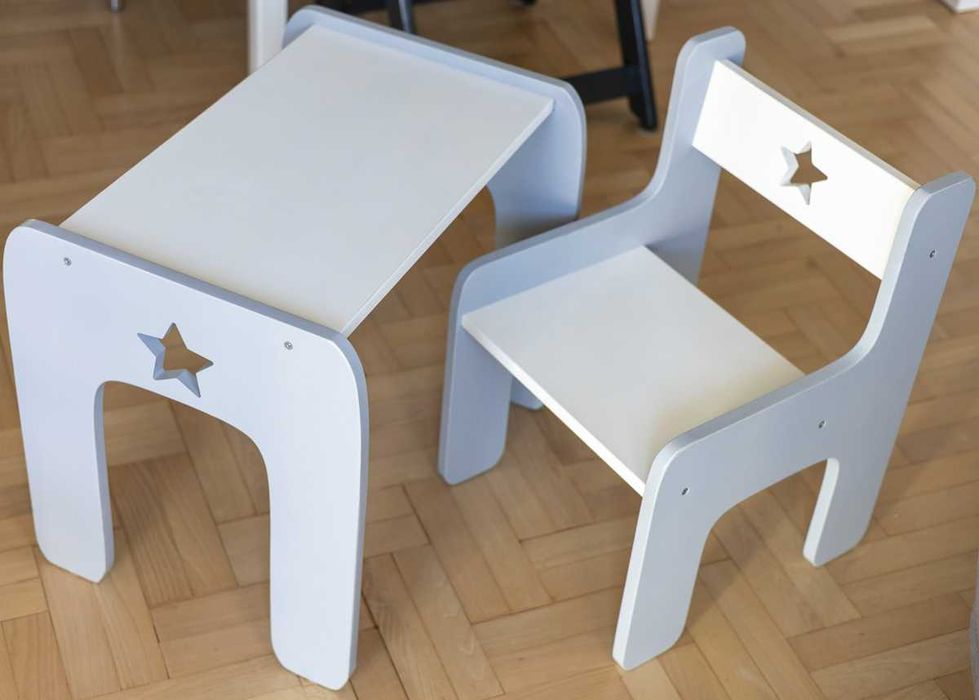stolik biurko dziecięce z krzesłem