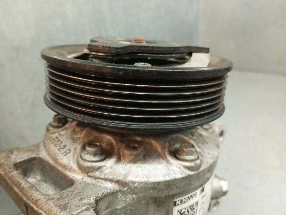 Compressor AC VOLKSWAGEN Golf VII (5G1, BQ1, BE1, BE2)