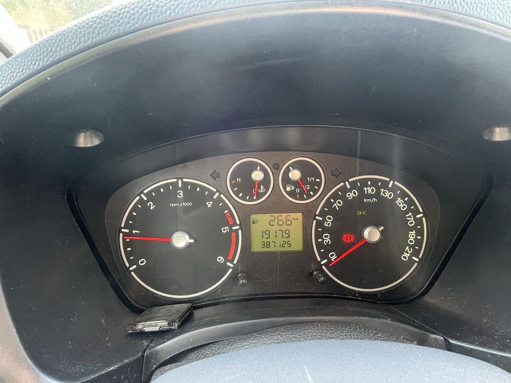 Ford Transit Connect 2010 L2H2
