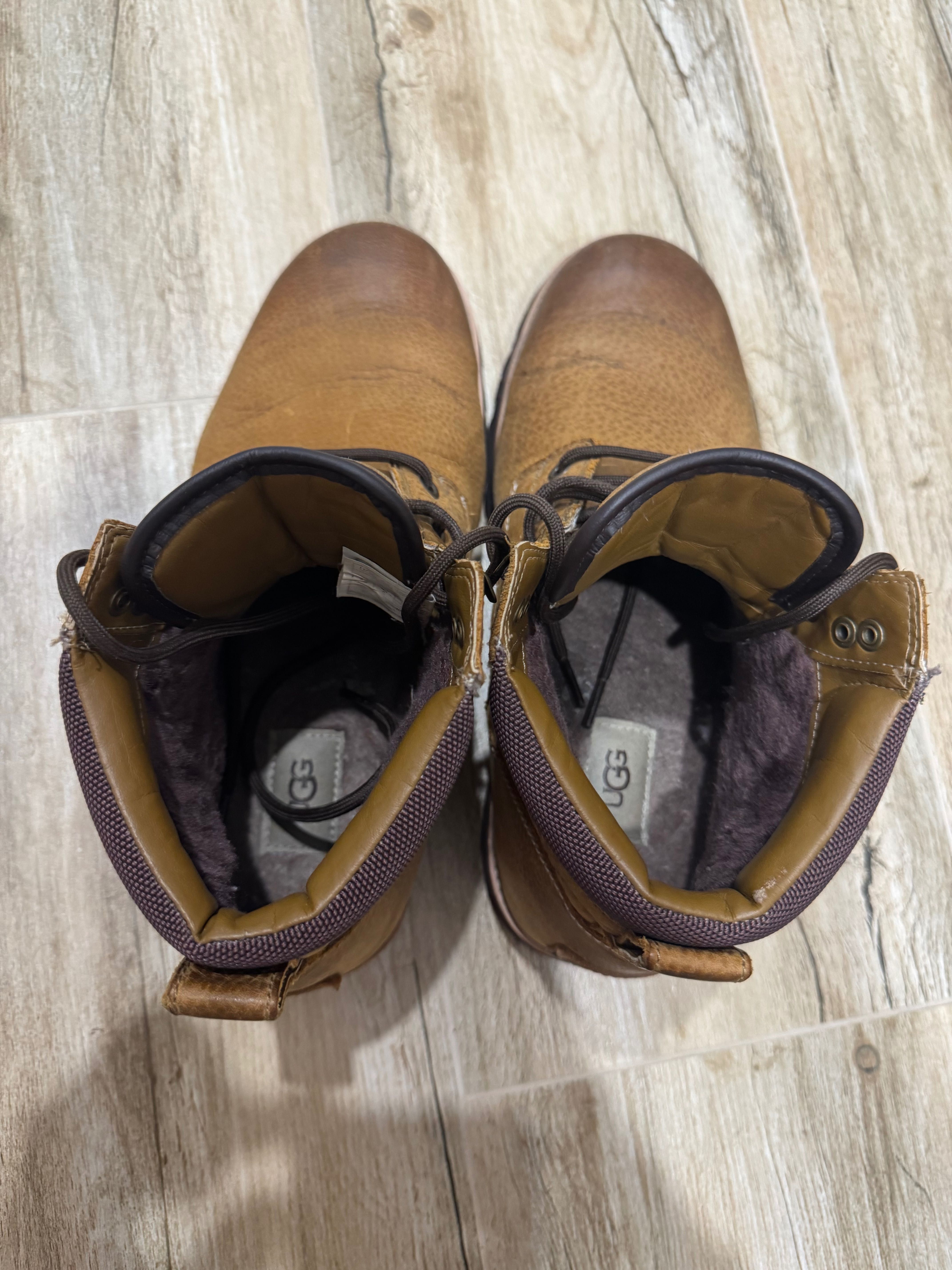 Зимнє взуття UGG