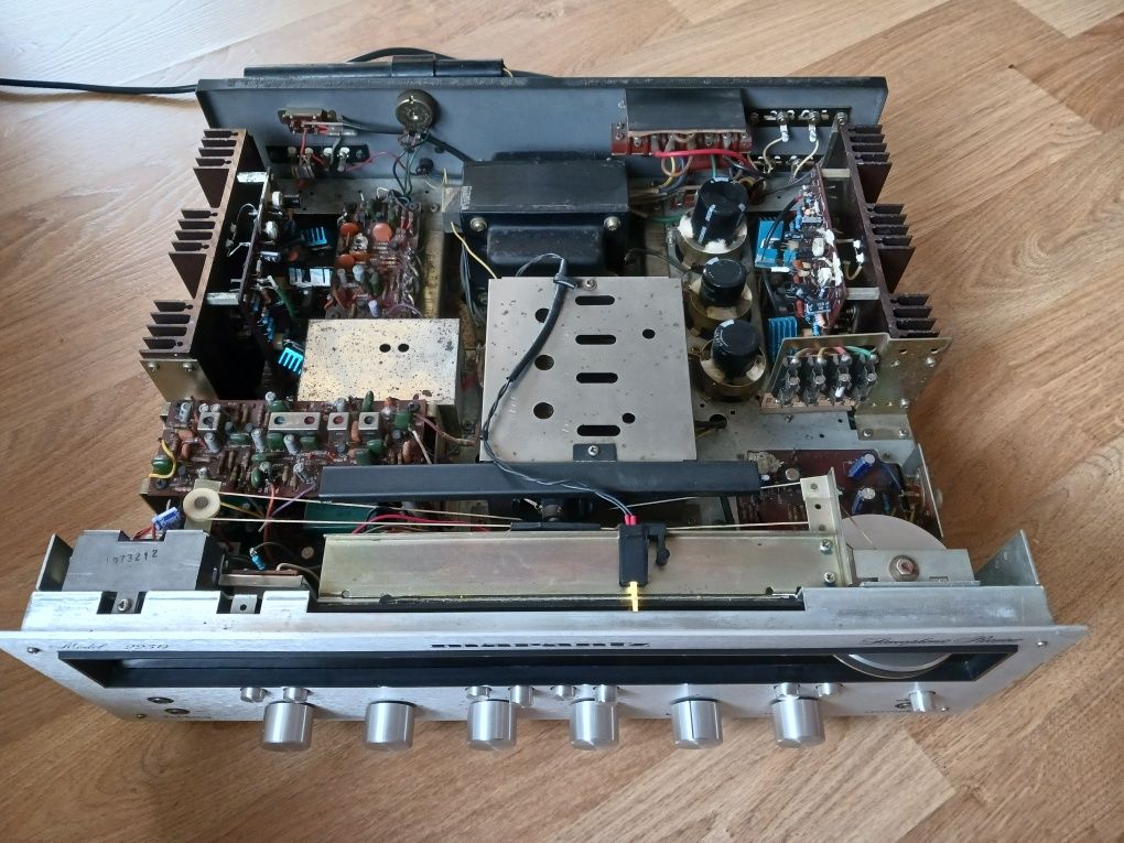 Marantz 2230 amplituner