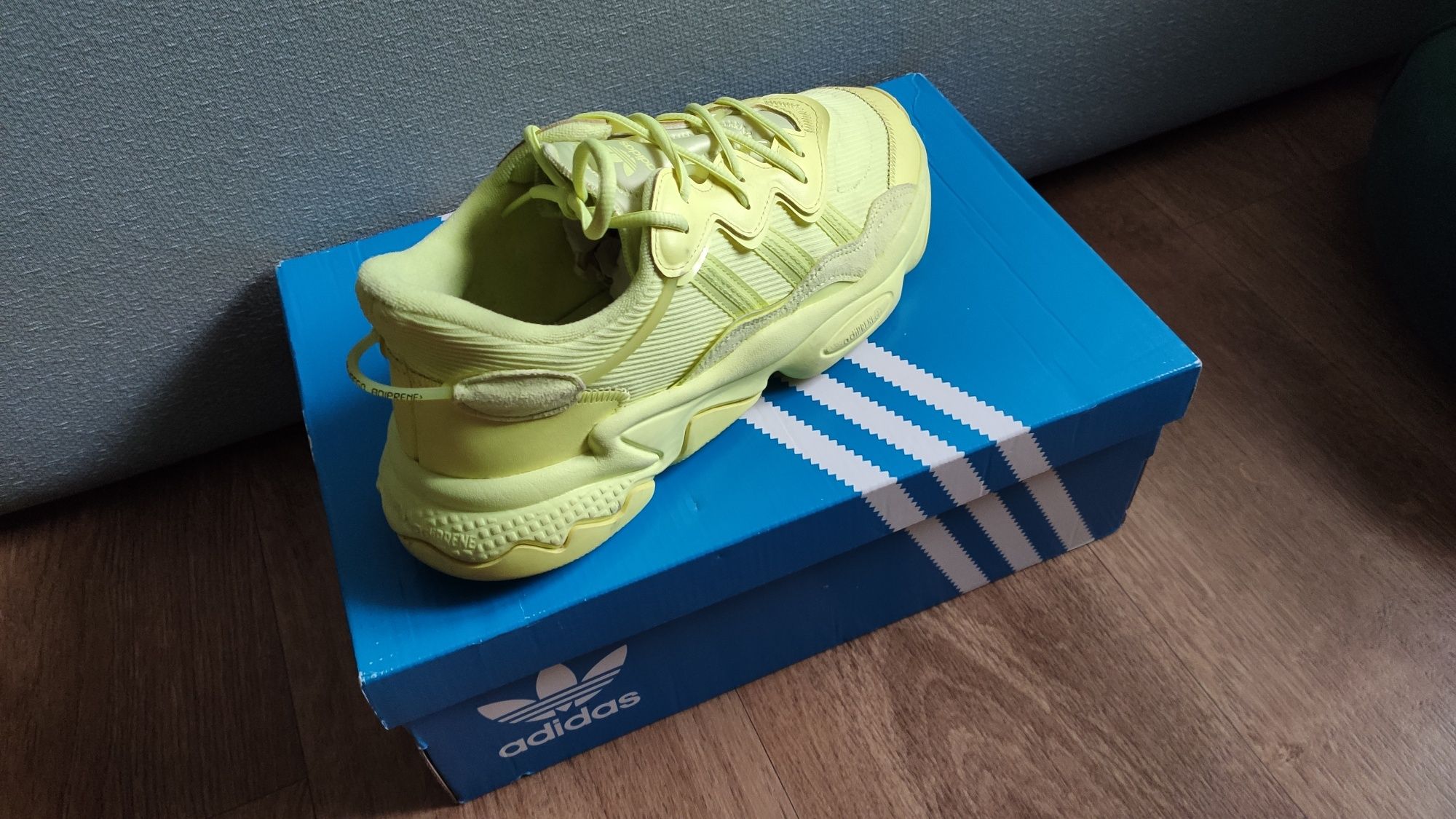 Buty Adidas 2098 OZWEEGO Adiprene rozm.44,5 (285mm)