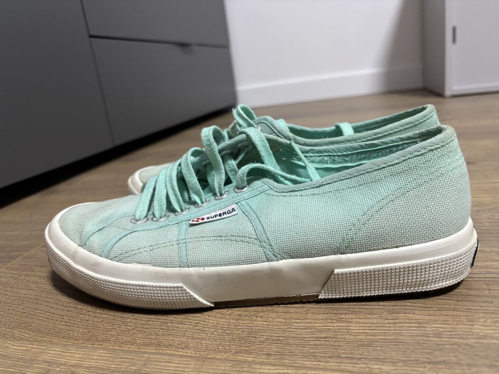 Кеди із колекції Superga