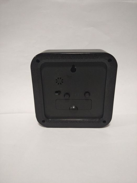 Будильник, годинник