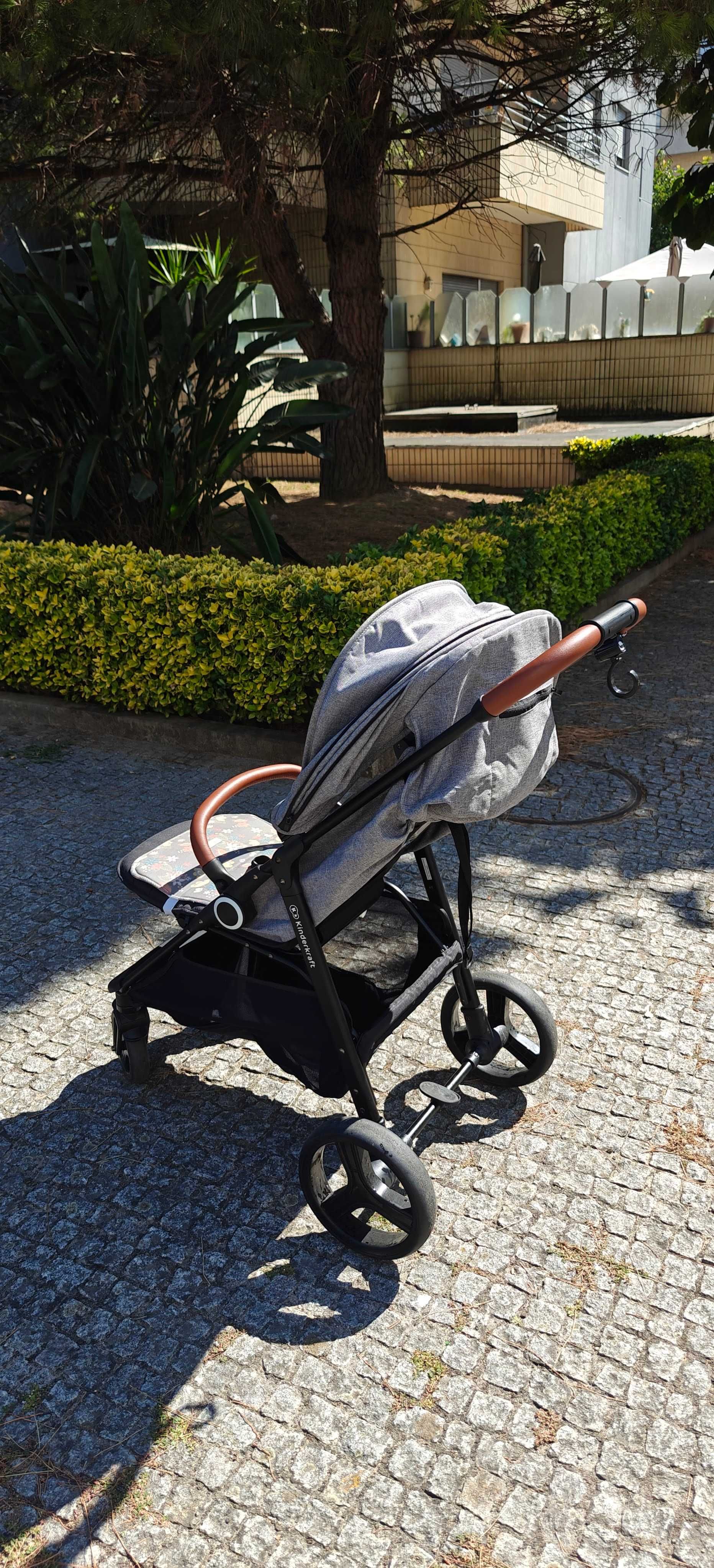 Carrinho de bebé Kinderkraft GRANDE PLUS Cinzento