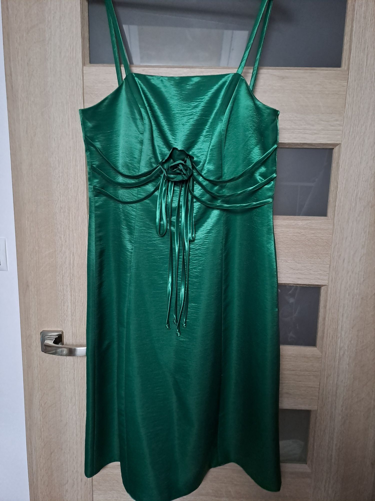 Piękna suknia wieczorowa rozmiar 42 XL zielona super stan zieleń