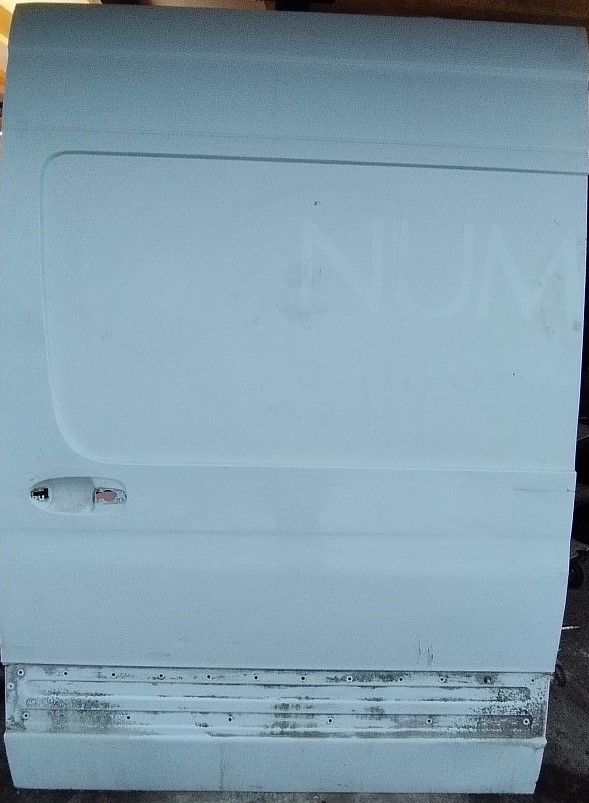 Двері Спринтер 907 ліві Mercedes Sprinter 907 Двери Дверь с7