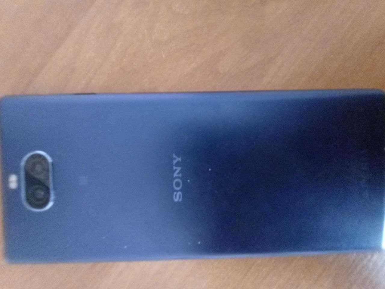 Продам Sony Xperia 10