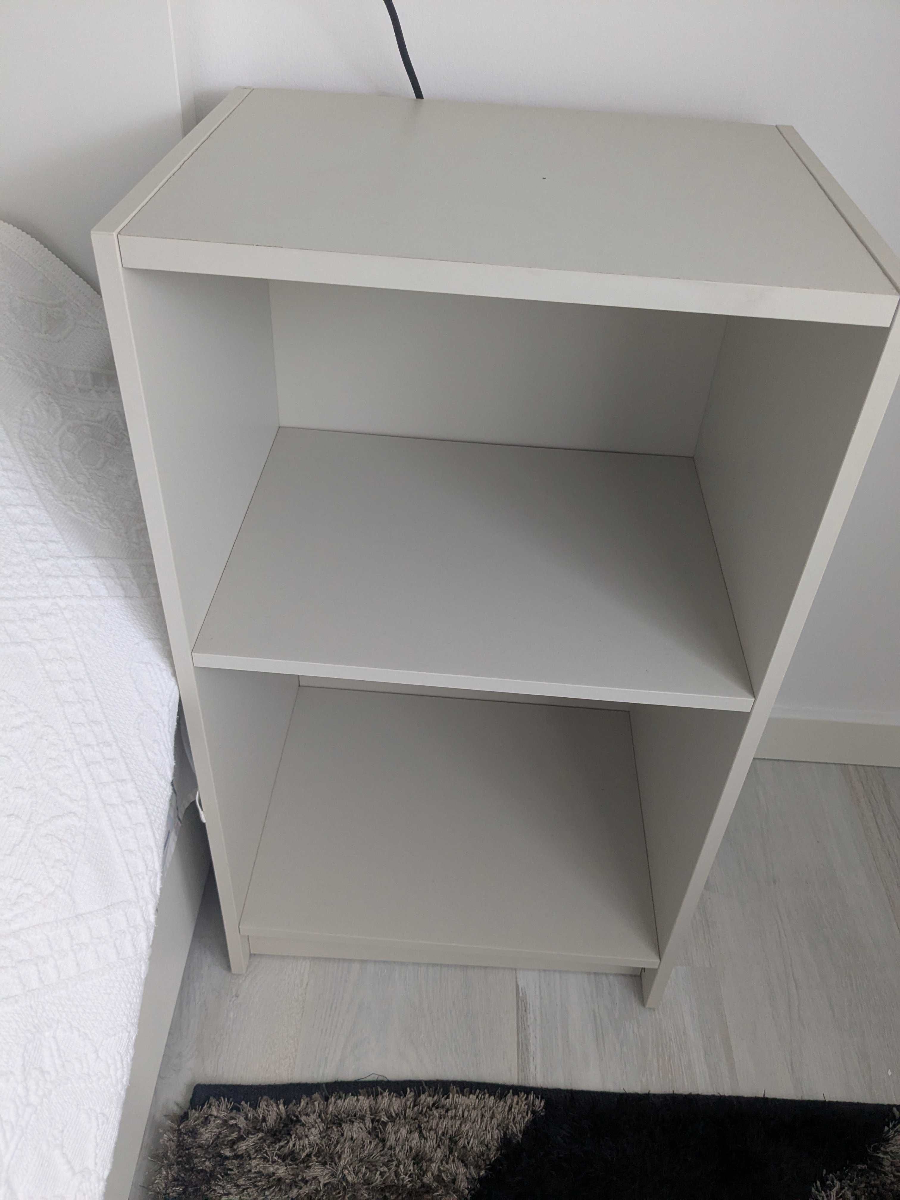 Mesa cabeceira Ikea