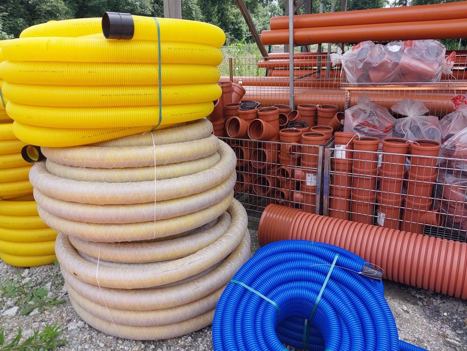 Rura drenarska , rura karbowana , rura dwuścienna , rura korugowana.