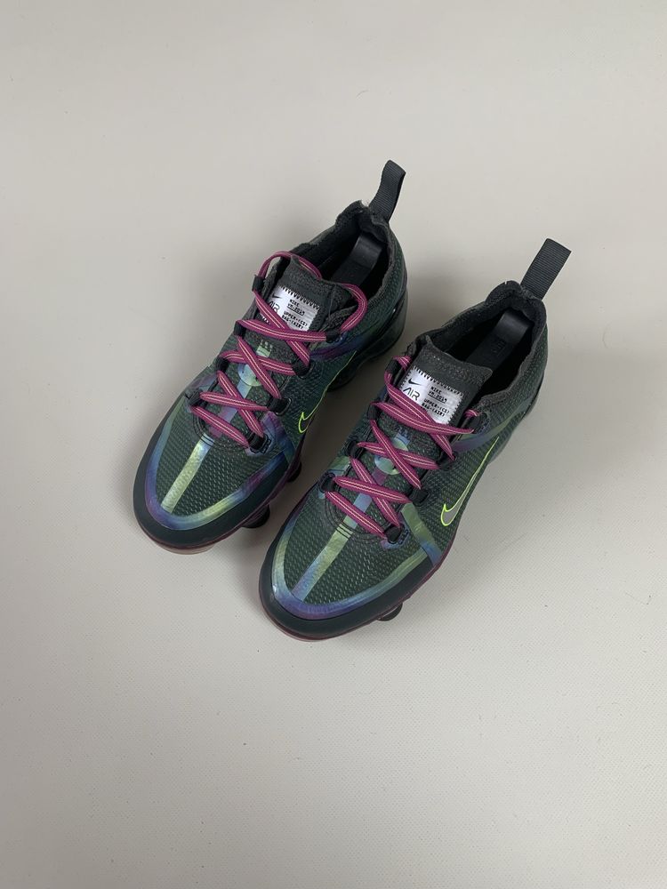 Кросівки Nike vapormax розмір 37 23,5 см